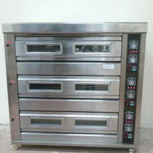 Gas baking oven